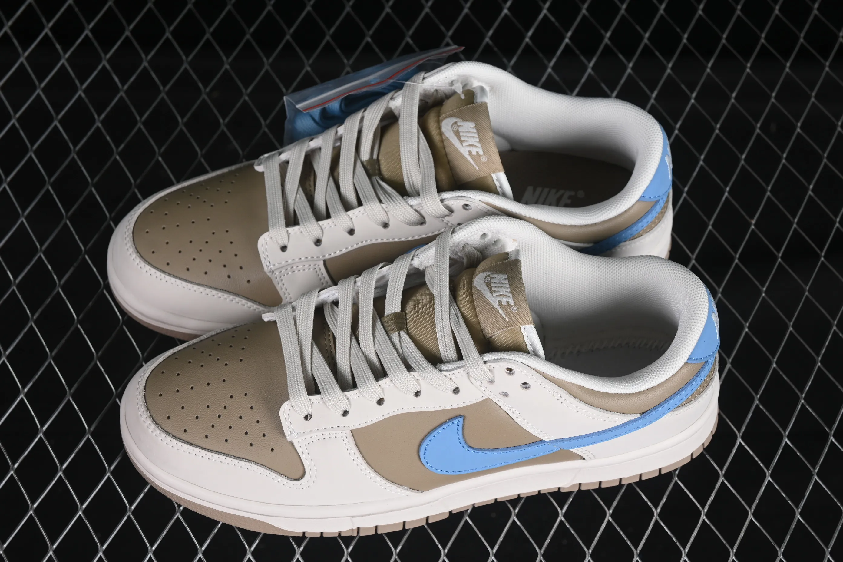All Categories Nk SB Dunk Series Nk SB Dunk Low Low-top sneakers Nike Dunk Low Retro "Premium" Caramel milk coffee Low-top casual sneakers HQ1175-240